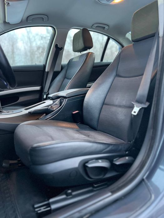 Продам BMW E90 2006