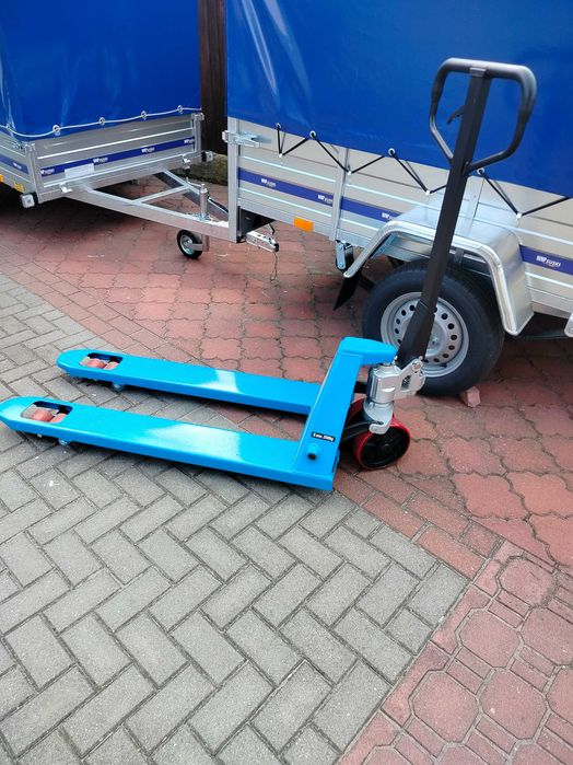 Wynajem przyczep GARWOLIN