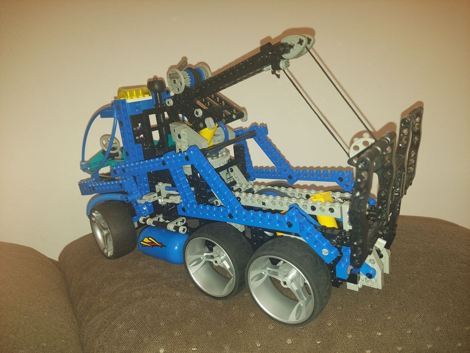 Lego Technic 8462 Tow Truck