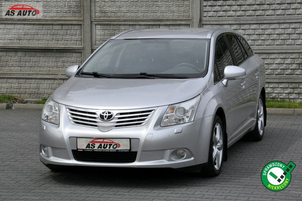 Toyota Avensis 1,6VVTi 132KM Soll/Alufelgi/Parktronic/Serwisowany/Model2010