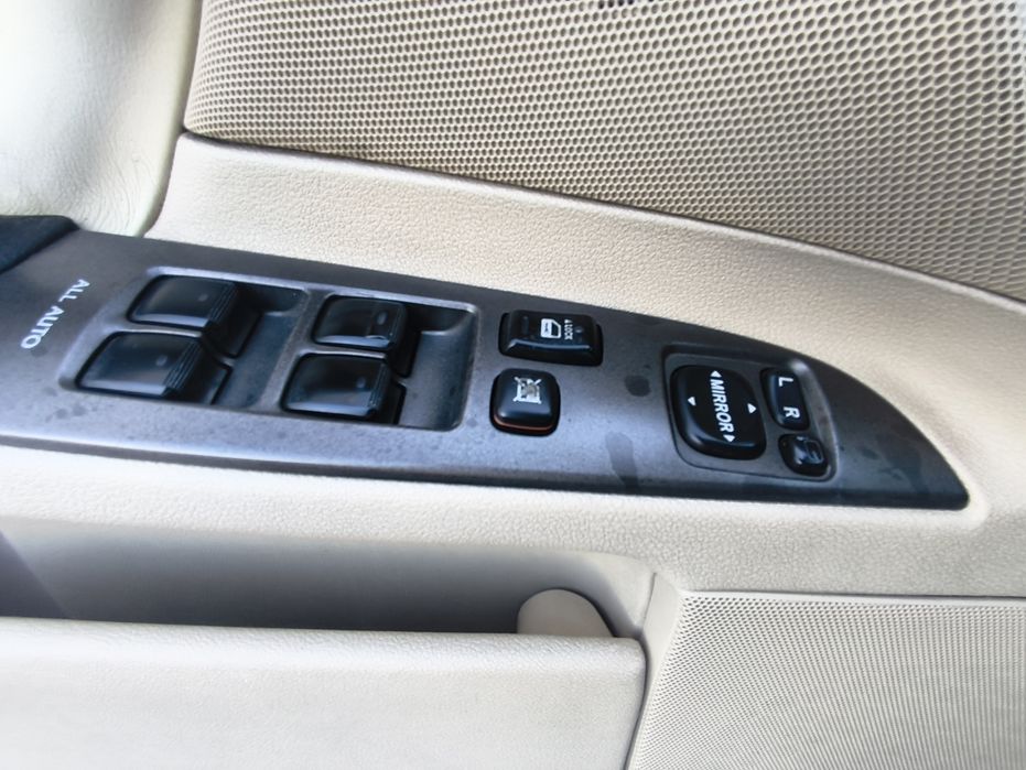 Lexus IS 220 — fotografia 9