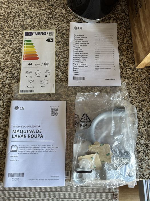 Maquina de lavar 9kg com garantia até 2028 - LG F4WR5009A6W