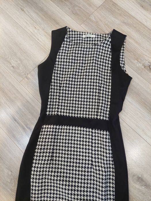 Sukienka na ramiączkach w pepitkę na codzień L elegancka wyszczuplająca