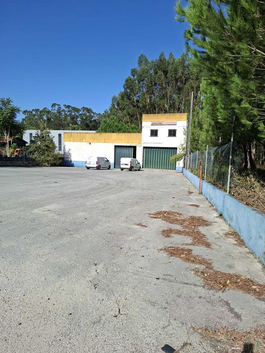 Armazém para Alugar em Moleanos - Alcobaça