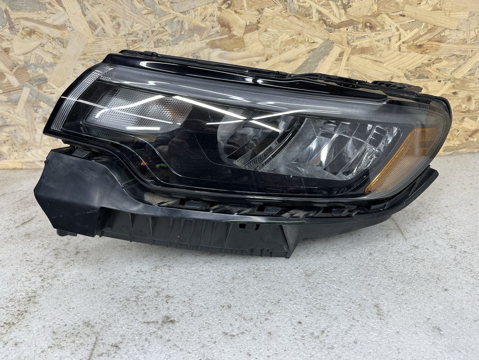 Ліва фара Jeep Compass
