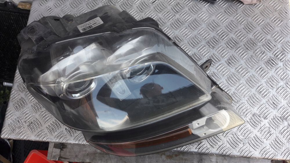 Fiat Ulysse II Lampa Prawa przód