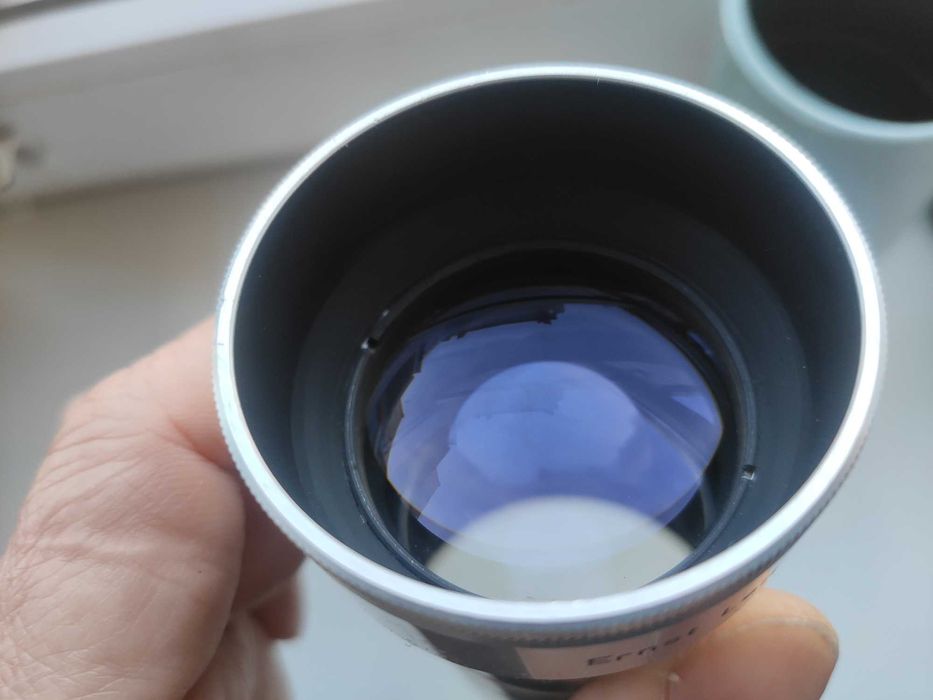 Объективы Leica Elmaron  1:2,8 / 150 mm и Leica Hector 1:2,5 / 100 mm.