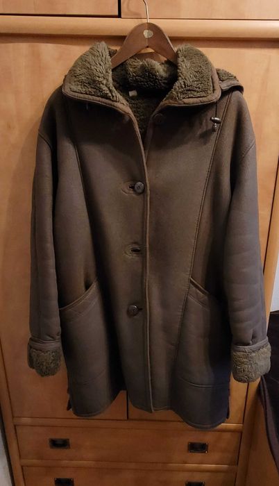 Kożuch  damski z kapturem