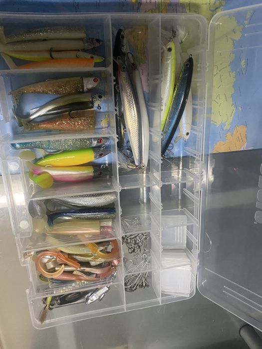 Caixa Plano Rapala nova, com vinis, rapalas, lucky craft, zagaias