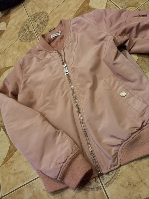 Kurtka bomberka stradivarius s stan bardzo dobry