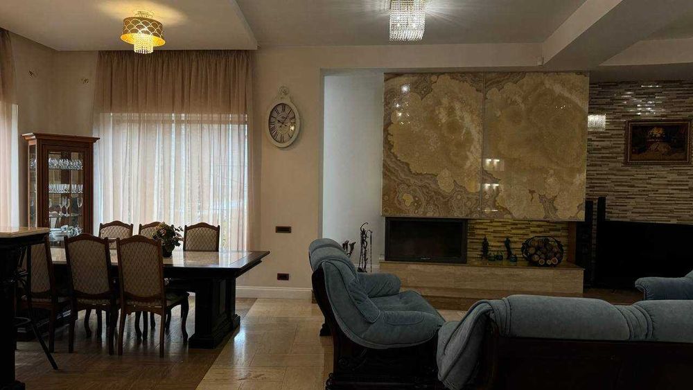 Продаємо сучасний будинок Еліт-класу на Цементників