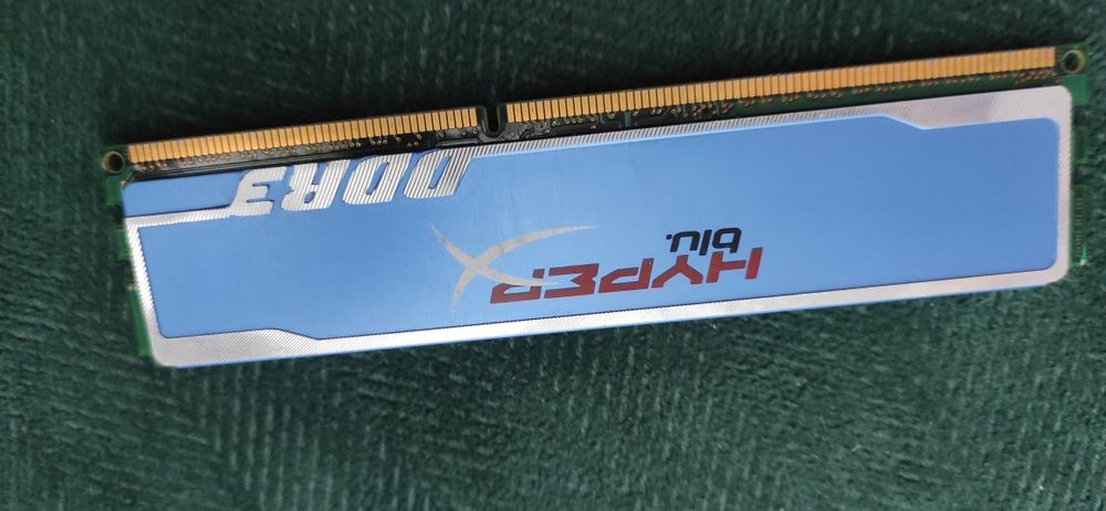 HYPERX 2 GB ram PC3 ddr3