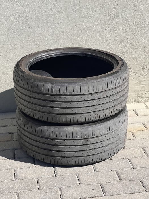 225/40 r18 Continental