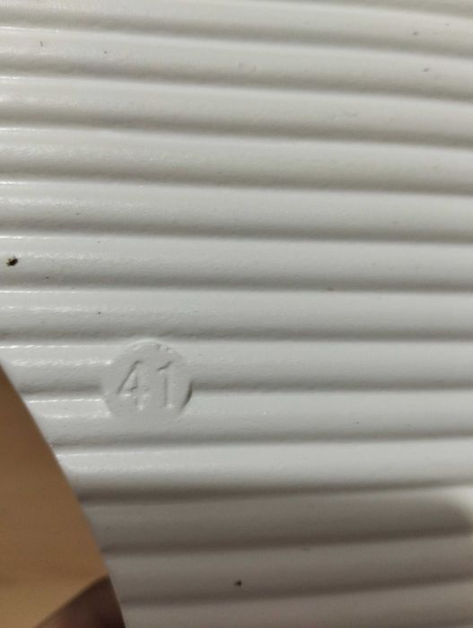 Sandálias novas lindas