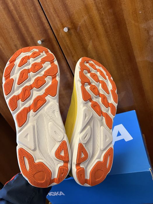 HOKA чоловічі кросівки 32см