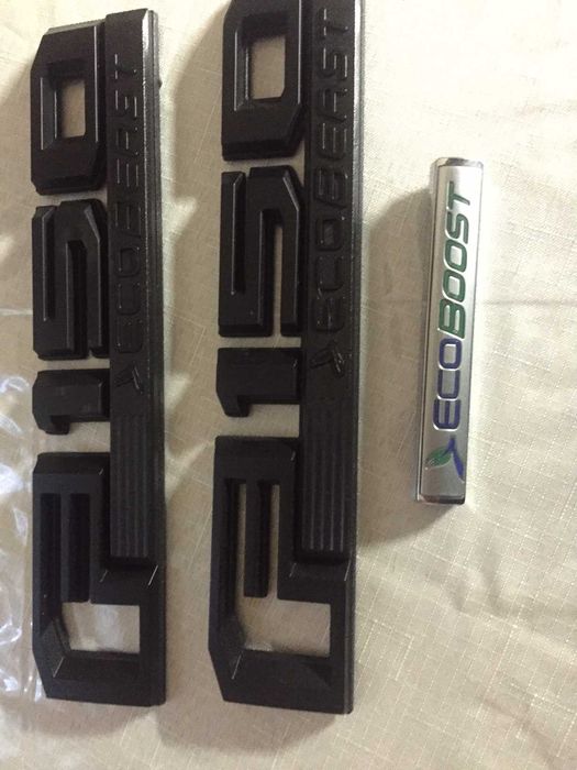 Ford F 150 I Raptor emblematy ,napisy na blotnik i pake