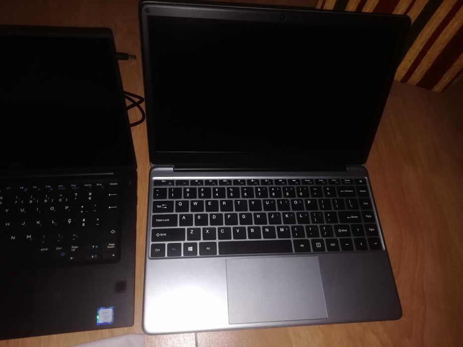 Pcs Portáteis impecáveis uns semi usados outros novos