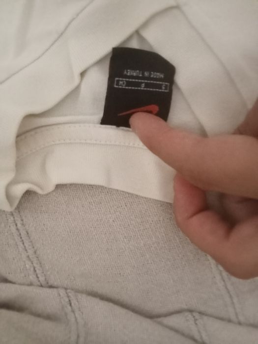 T-shirt desporto Nike branca