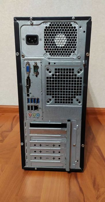 Системний Блок Lenovo_i3-6100/DDR4-8Гб/240Гб_ Хороша пропозиція!