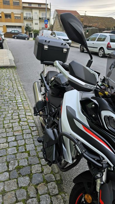Benelli TRK 702 (2024) – Garantia de Fábrica
