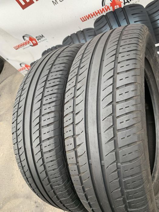 Шини 215/65 R17 Semperit  літо 2023 рік 6 мм