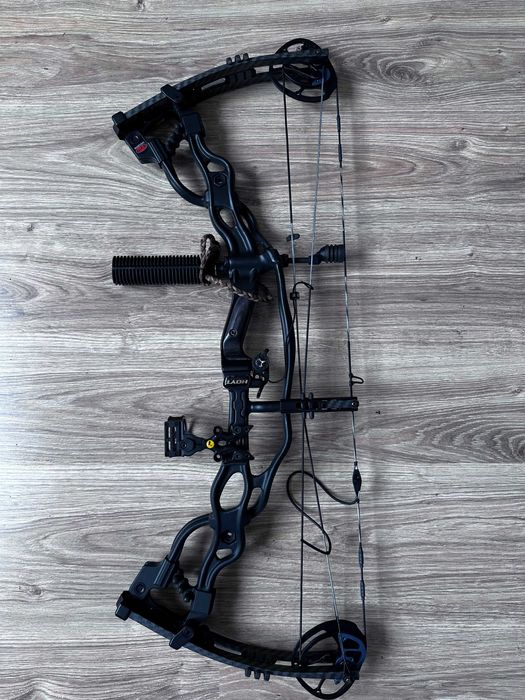 Łuk bloczkowy HOYT Carbon Spyder ZT Turbo 340fps