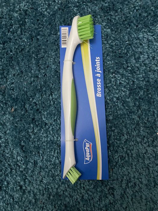 Щітка для щілин