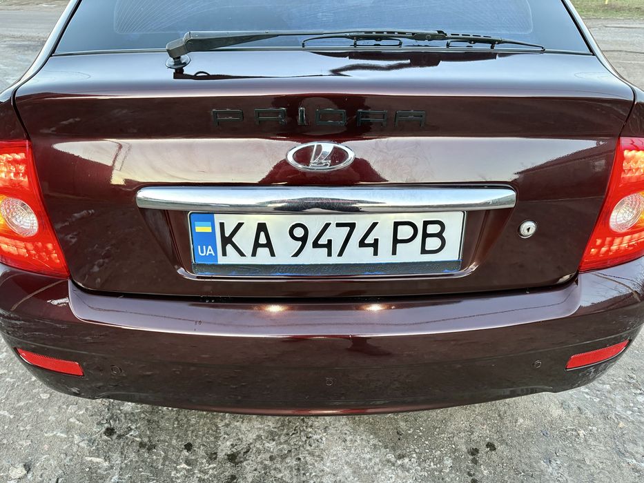 Lada Priora  2012 рік Ідеал