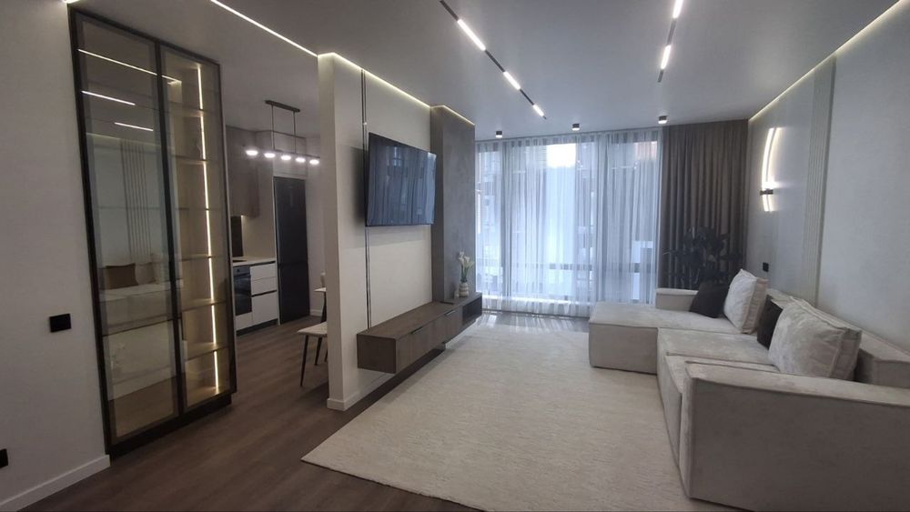 Продаж сучасної 2-кімнатної квартири в ЖК Manhattan  поруч міське Озеро