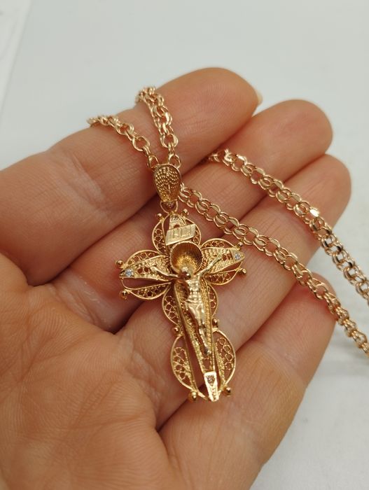 Золотой крестик 3.83 грамма