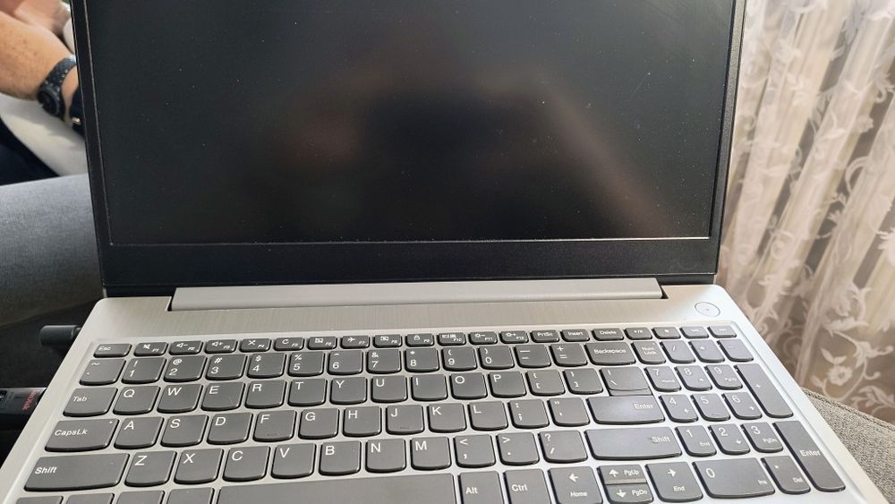 Laptop Lenovo Ideapad 3