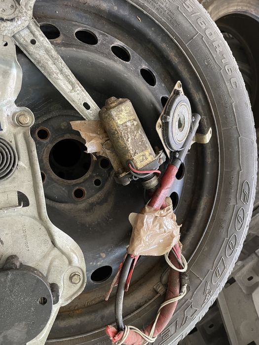 Мото стеклоподъемник BMW e34 5 series 520 525 530 інші мото