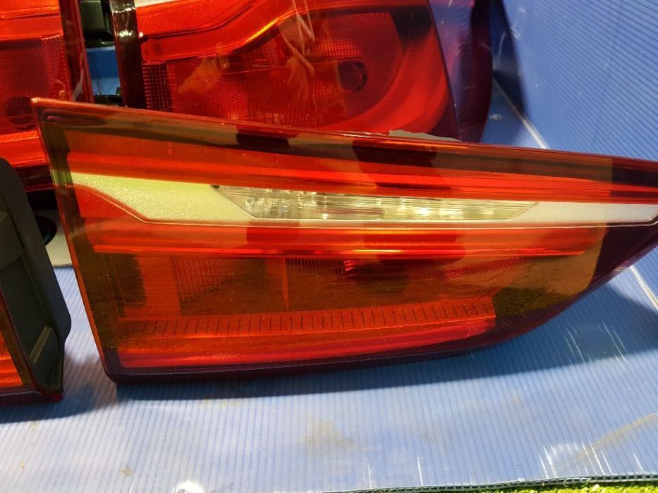 Farolim esquerdo da tampa da mala BMW X1 F48 LED