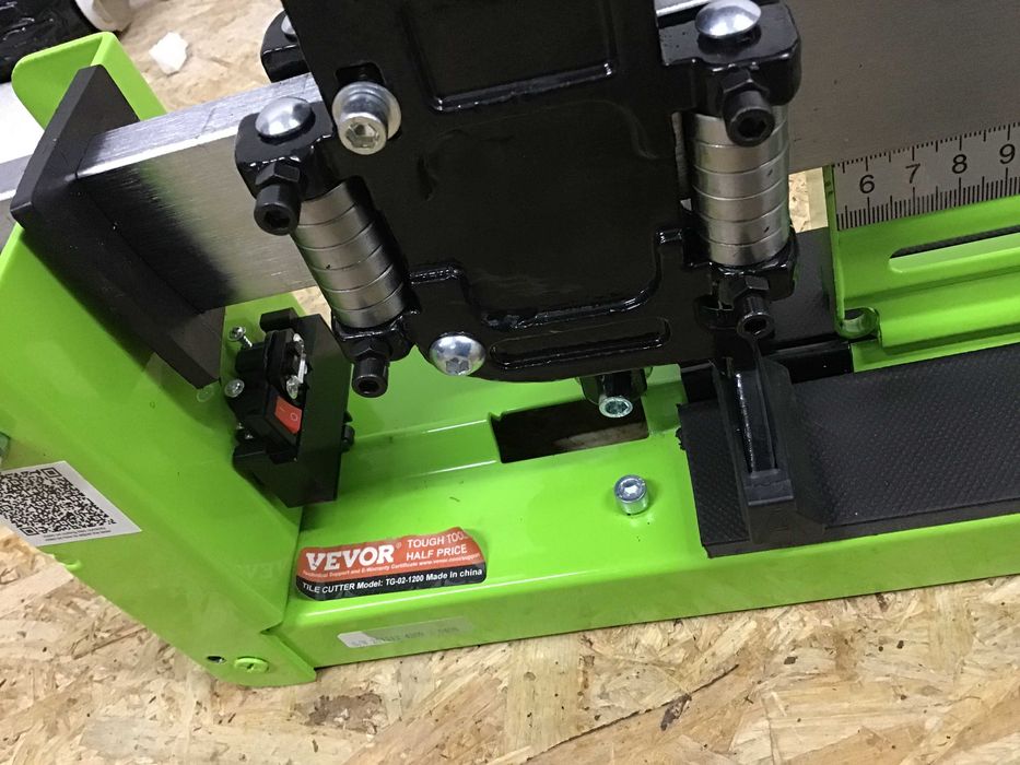 Ręczna przecinarka do płytek VEVOR 1200 mm (47”) – do płytek ceramicznych i gresu