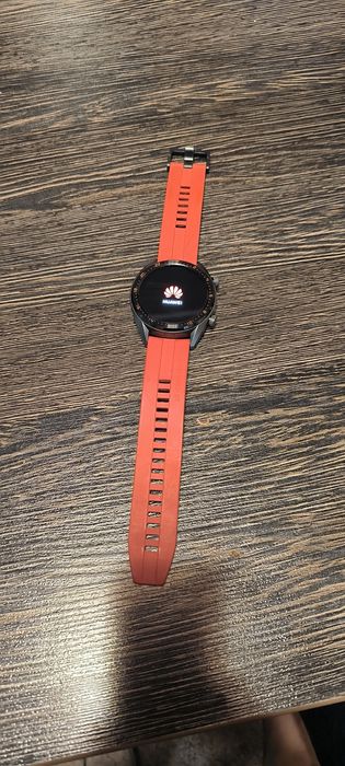 Продам смарт годинник huawei watch GT FTN-B19
