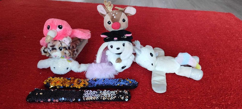 Pulseiras de pelucia (Snap Bracelet)