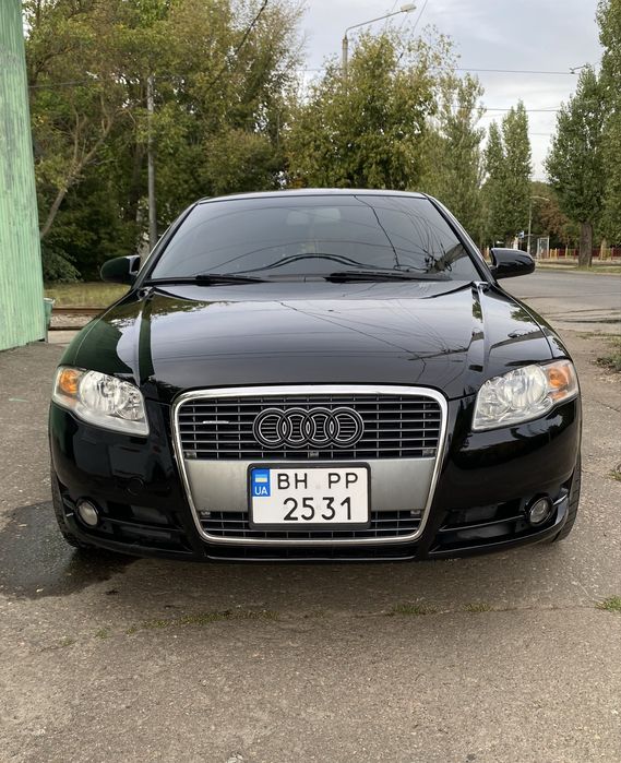 автомобіль Audi а4 б7