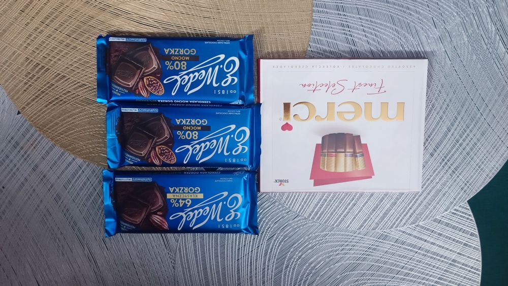 Czekoladki Merci 250g. Storck oraz 3 x czekolada  gorzka E. Wedel