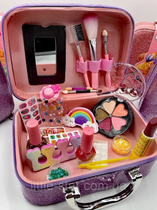Набір дитячої косметики подарунок дівчатам різдвяний валіза