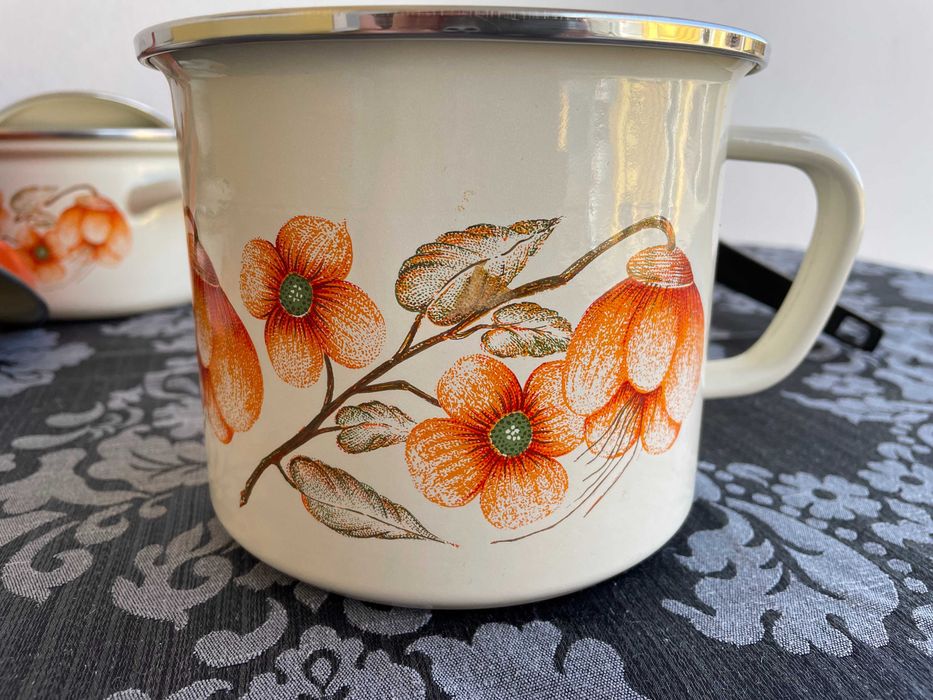 Trem de Cozinha em EMALTE - Pouca Utilização