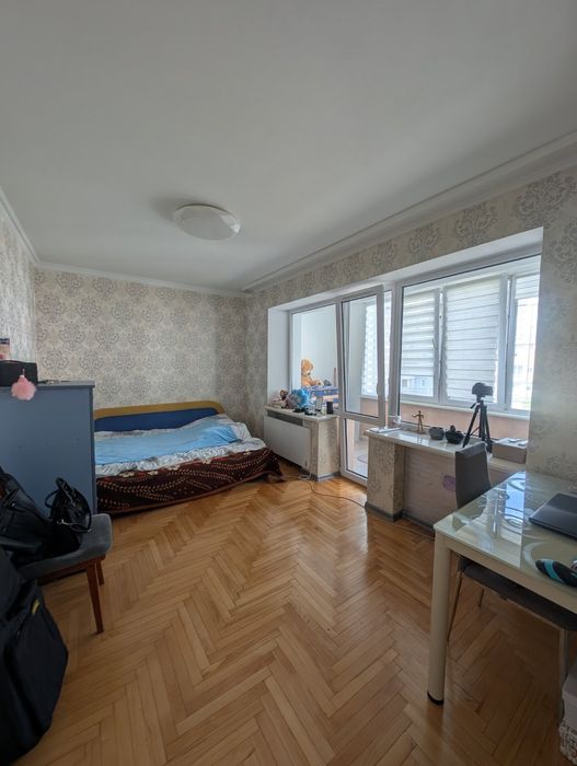 Продам 3 кімнатну квартиру