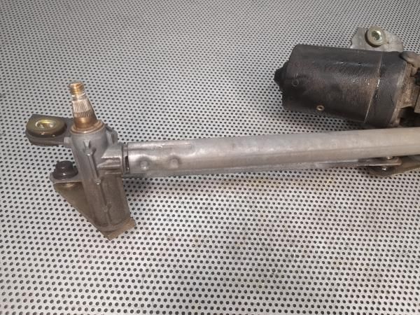 Motor limpa vidros frente VOLKSWAGEN Golf III (1H1)