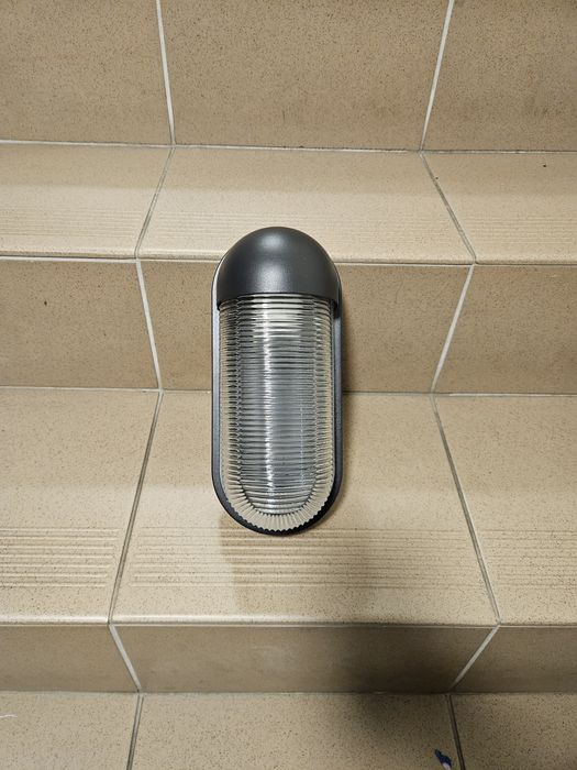 Lampa zewnętrzna elewacyjna E27 aluminium / szķło