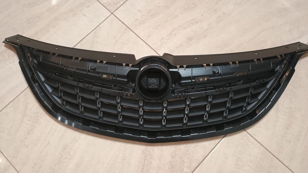 Atrapa grill Opel Zafira c