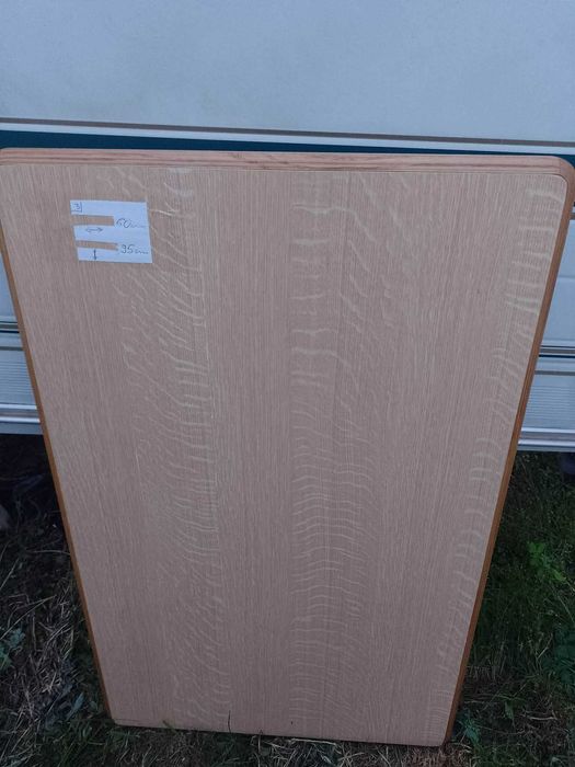 Stolik do przyczepy kempingowej/kampera