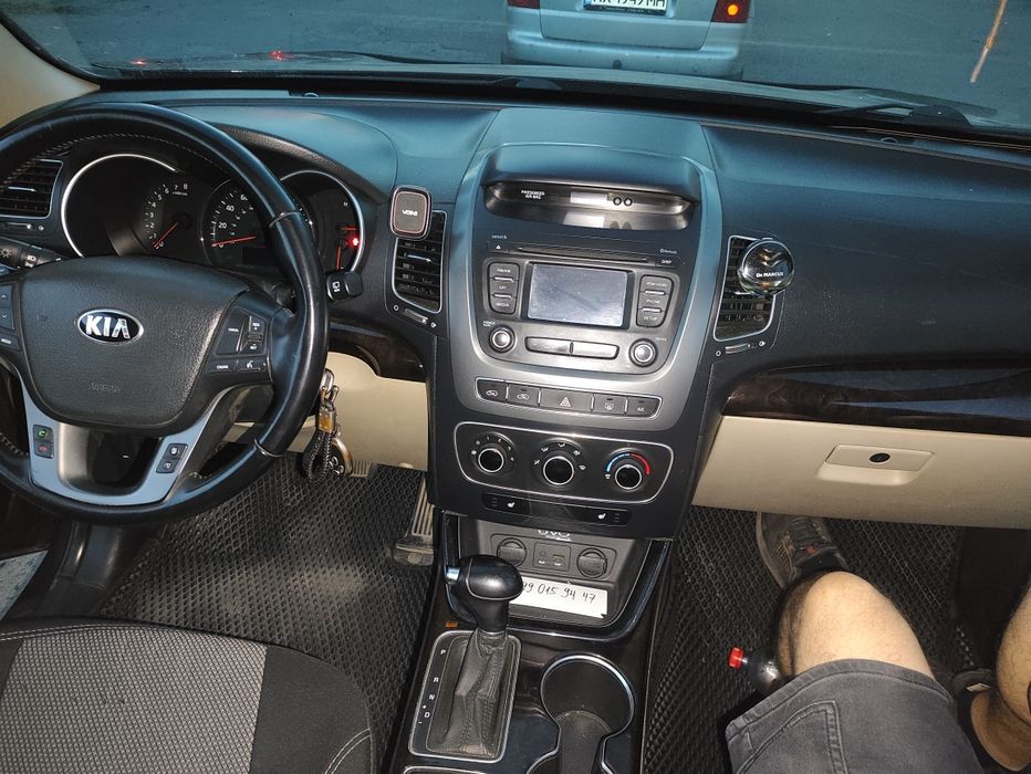 подається KIA Sorento