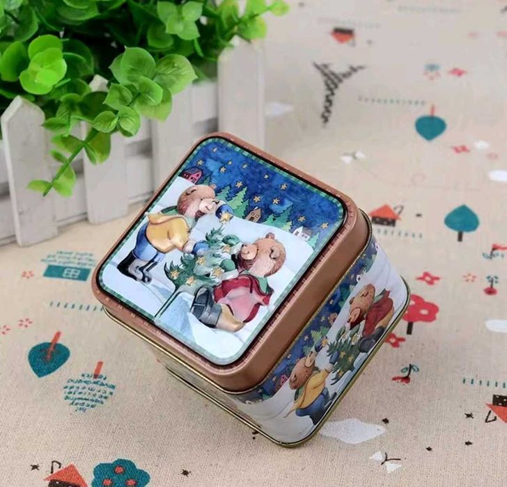 Caixa metálica de Natal