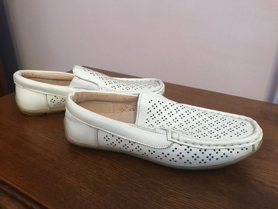 Туфлі білі ( для першого причастя)