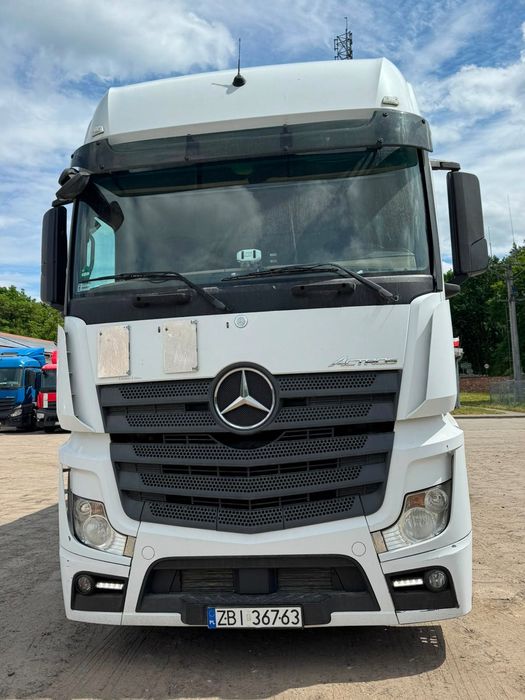 Actros MP4 1848 Low Deck Mega GigaSpace