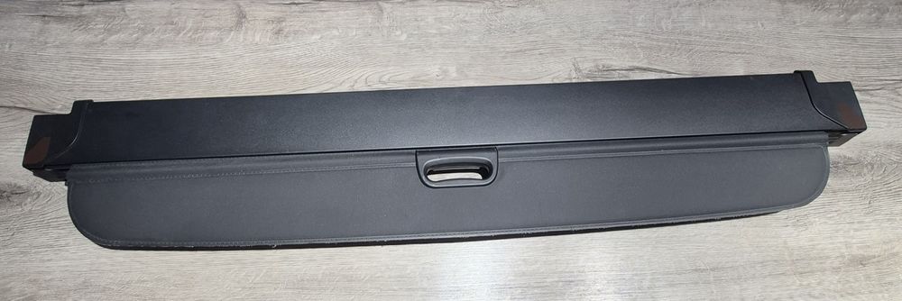 Шторка багажника BMW X5 F15 2014-2018 черная с перегородкой